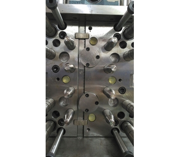 Unscrew Mould